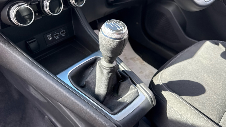 Renault Captur 1.3 TCE 130 Iconic 5dr Petrol Hatchback